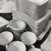 سرویس چینی ۱۲ نفره(چینی زرین) فقط ۵ میلیون