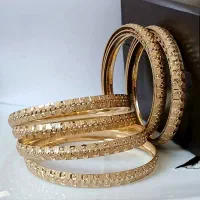 بدلیجات وانواع النگو و دستبند|بدلیجات|پرند, فاز ۶|دیوار