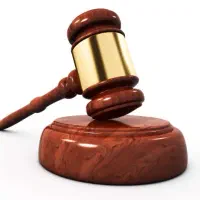 وکالت دادگستری توسط قاضی سابق دادگستری)