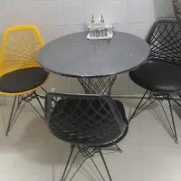 میز و صندلی