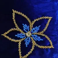 منجوق دوزی و جواهر دوزی لباس