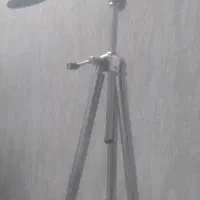 سه پایه دوربین