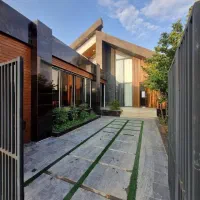 لاکچری-ترین-ویلای-منطقه-بااستخرومبله-قیمت-مناسب