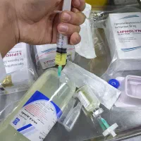 خدمات پرستاری.تزریقات.پانسمان.بخیه.سوندو سرم