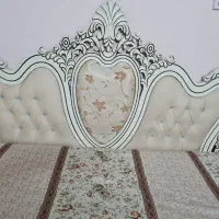 تخت دونفره همراه تشک