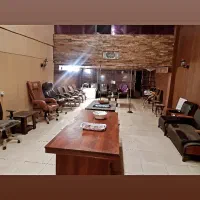 فروش-آپارتمان-سه-طبقه-بهمراه-تجاری