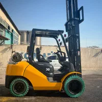 لیفتراک ۳ تن کوماتسو خط ۱۷ مدل ۲۰۱۷ گازسوز درحد