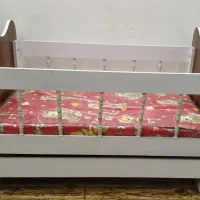 تخت وگهواره مناسب دختر وپسر همراه تشک|تخت و سرویس خواب|اهواز, سپیدار|دیوار