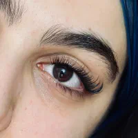 کاشت مژه ،هیدن ،لیفت و لمینت