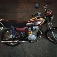 هوندا ۱۲۵ مدل ۸۸ مدارک دارعروسک