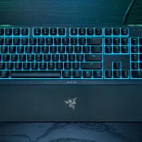 کیبورد گیمینگ ریزر مدل Ornata V3 X