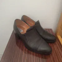کفش چرم آراز