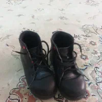 کفش طبی  بچگانه