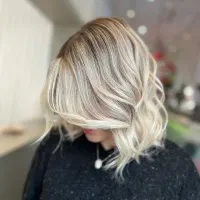 کلیه خدمات آرایشی با ۳۰٪ تخفیف استثنائی