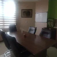 میز کنفرانس