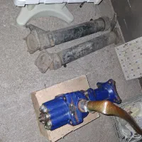 پمپ 9 پیستون پشت تراکتور و 2 عدد جک بارکش