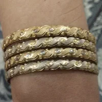 النگو طلا (هاتف)