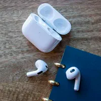 ایرپاد ۳ هنذفری بلوتوثی هدفون پاوربانک airpod|لوازم جانبی موبایل و تبلت|مشهد, شاهد (شهرک غرب)|دیوار