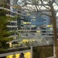 اطلس مال نیاوران / فول مبله / ۲۰۰ متری