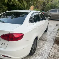 جک J4