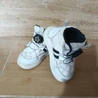 کفش خارجی بچگانه