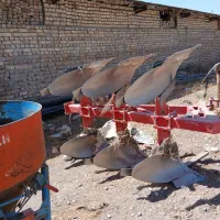فروش تعدادی ادوات کشاورزی در حد نو