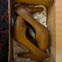 کفش مجلسی چرم طبیعی سایز ۳۸ و ۴۰