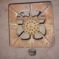 اجاق‌گاز کوچک و قدیمی