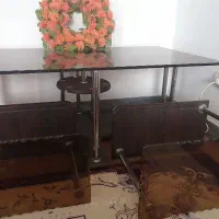 میزعسلی و4عدد پذیرایی کوچک همراه با گل تزیینی اویز