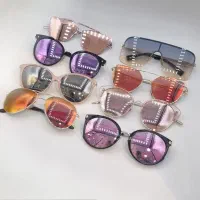 عینک بلک فرایدی یووی۴۰۰ و پلار