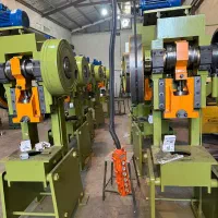 استخدام نیروی فنی ماهر در پرس سازی