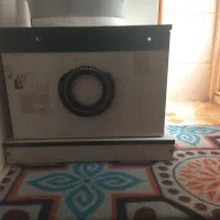 میز و دو عدد کشو