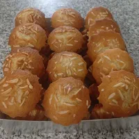 کیک یزدی خانگی داغ و تازه|خوردنی و آشامیدنی|طبس, |دیوار