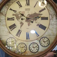 ساعت دیواری چوبی