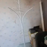 جای گلدان و گلدان