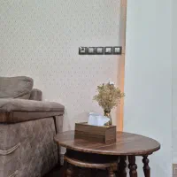 مبلمان ومیزعسلی|مبلمان خانگی و میز عسلی|گلوگاه, |دیوار