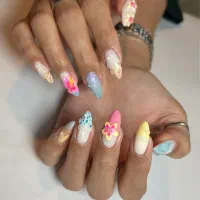 خدمات کاشت وترمیم ناخنبا بهترین متریال|خدمات آرایشگری و زیبایی|فردیس, فردیس|دیوار