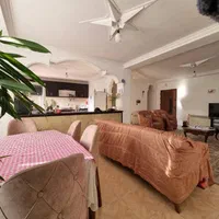 102 متری / خوش نقشه / نورگیر / تراس