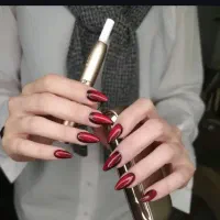 کاشت و ترمیم ناخن مهرشهردر محیطی گرم و سالنی شیک