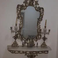 آینه،کنسول دیواری و شمعدان برنجی