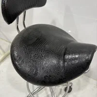 صندلی ارایشگاه