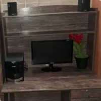 میز کامپیوتر و مطالعه