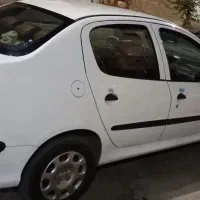 پژو ۲۰۶ اس دی وی ۸