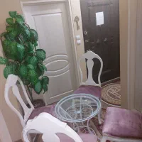 چهار عدد صندلی