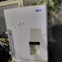 یخچال فریزر فروزان
