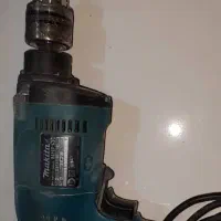 تعدادی لوازم و وسایل شخصی قدیمی