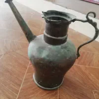 آفتابه قدیمی و قپون قدیمی