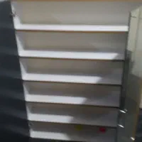 تمامی لوازم ارایشگاه با قیمت عالی به فروش میرسد