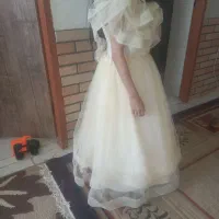 فروش لباس عروس بچگانه نونو بدون خط یا زدگی نونو