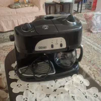 قهوه ساز ذلونگی در حد نو فقط قوریش شکسته